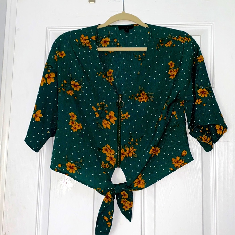 Dressing cop top